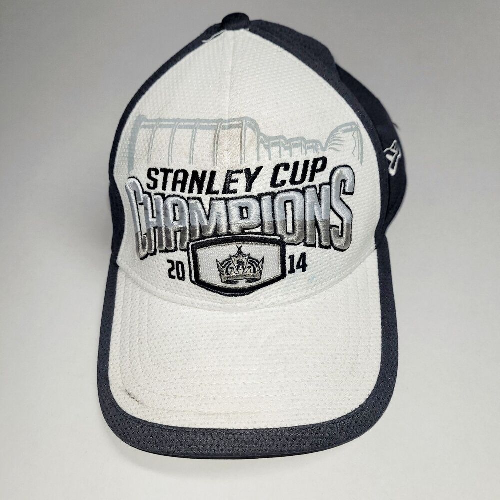 New Era 2014 NHL Stanley Cup Champions Locker Room Hat LA Kings 39Thirty Flex